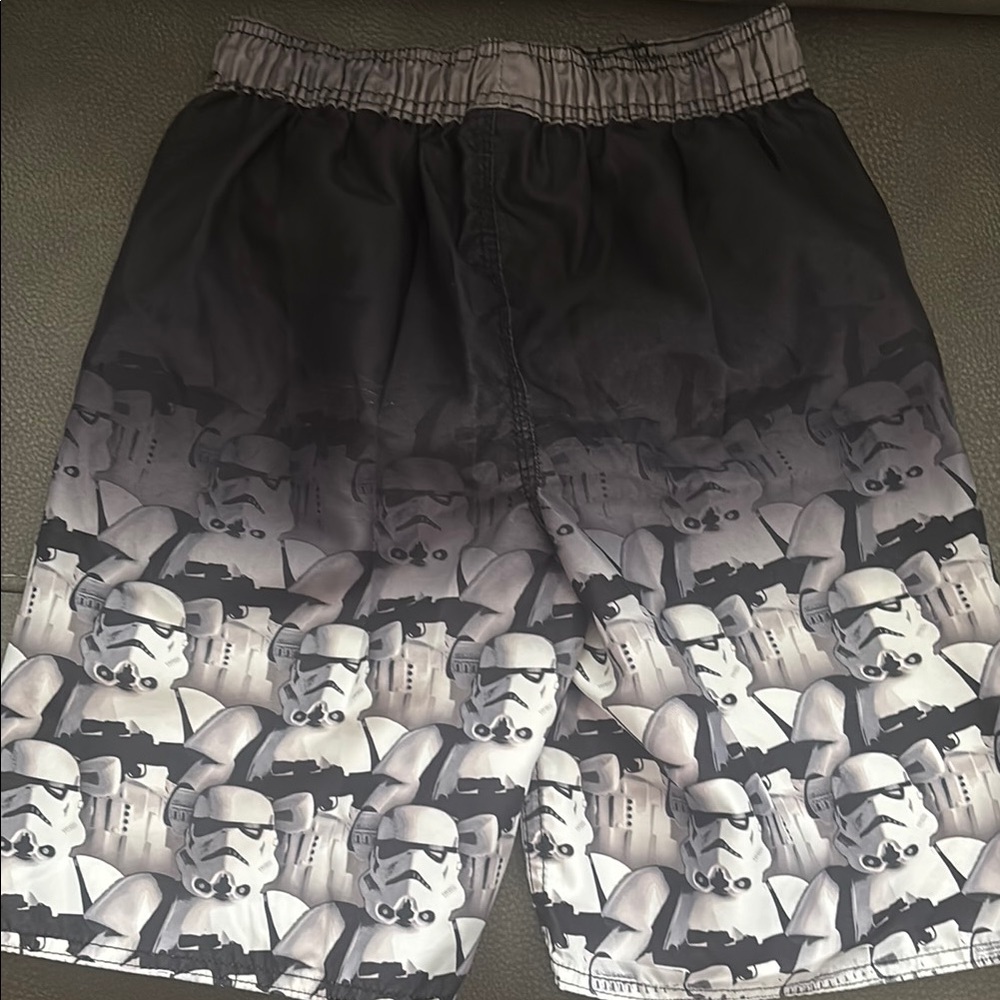 Star Wars Stormtrooper Boy’s Old Navy bathing suit - Picture 2 of 3
